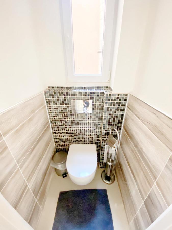 Luxury Apartment In The Centre Ac Parking Garden ブダペスト エクステリア 写真