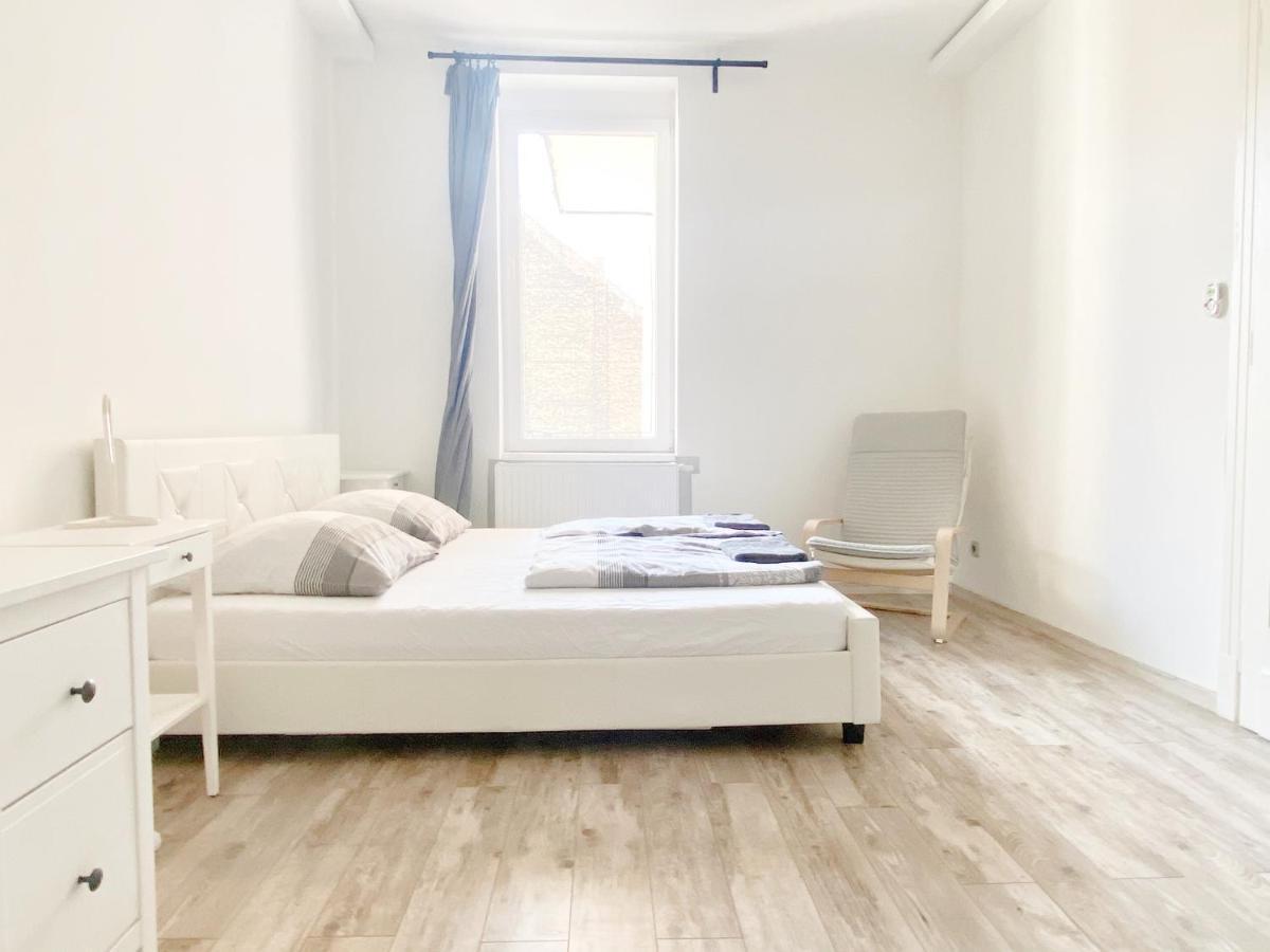 Luxury Apartment In The Centre Ac Parking Garden ブダペスト エクステリア 写真