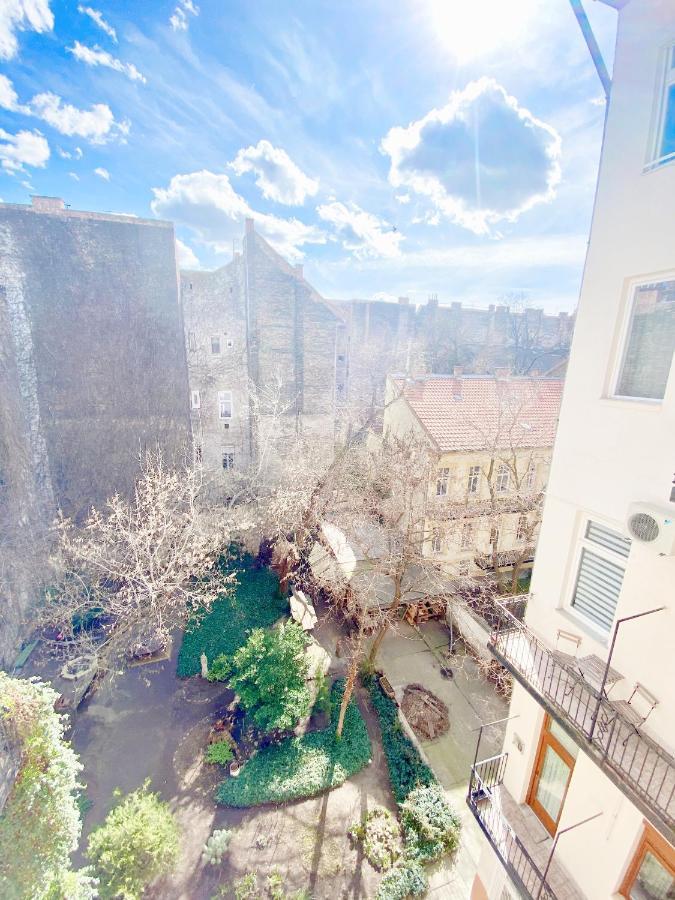 Luxury Apartment In The Centre Ac Parking Garden ブダペスト エクステリア 写真